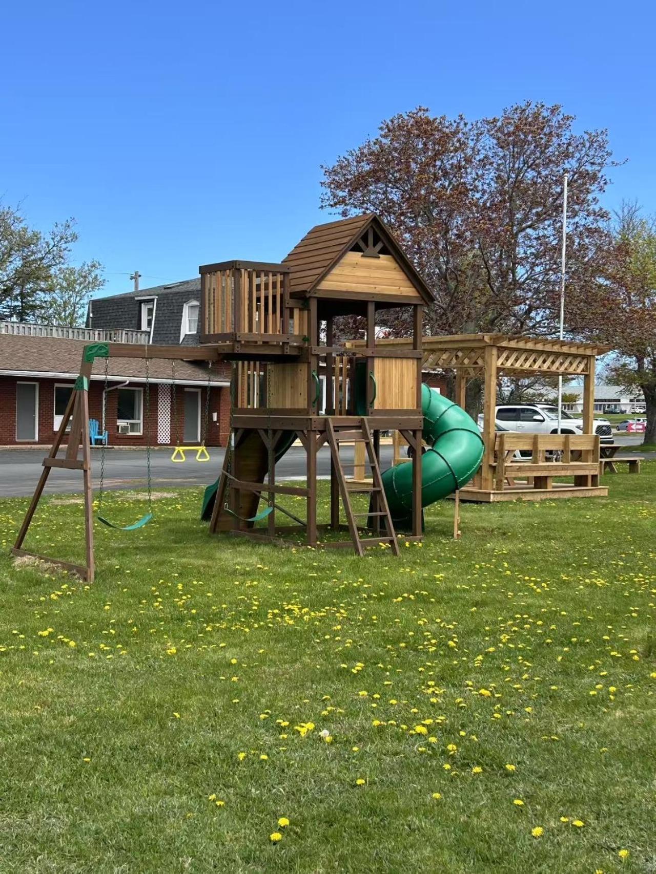 Summerside Motel &Cottages Exterior foto